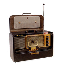 Radioricevitore semiprofessionale Zenith, portatile a valigetta. La tipica radio del turista statunitense